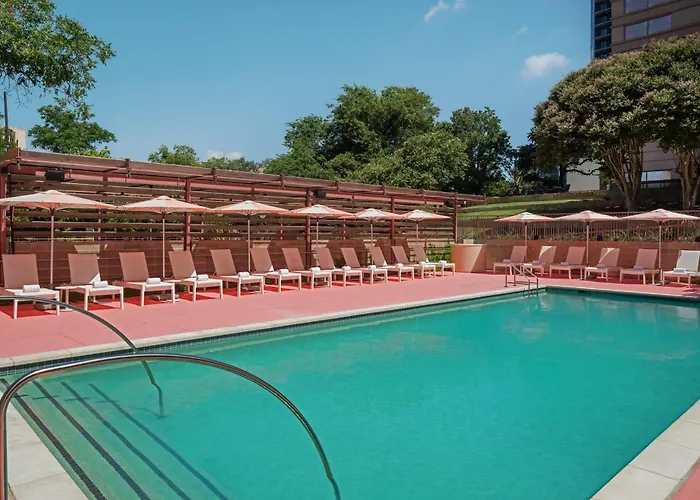 Golf hotels Downright Austin, A Renaissance